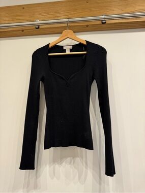 H&M Black Ribbed Long Sleeve Scoop-Notch Top